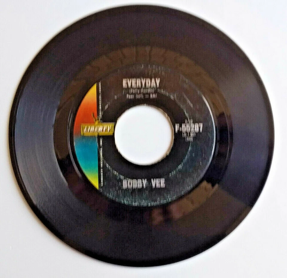 BOBBY VEE - Rubber Ball / Everyday - Vinyl 45rpm 1960 Record F-55287 Liberty Pop - Imagem 2 de 2