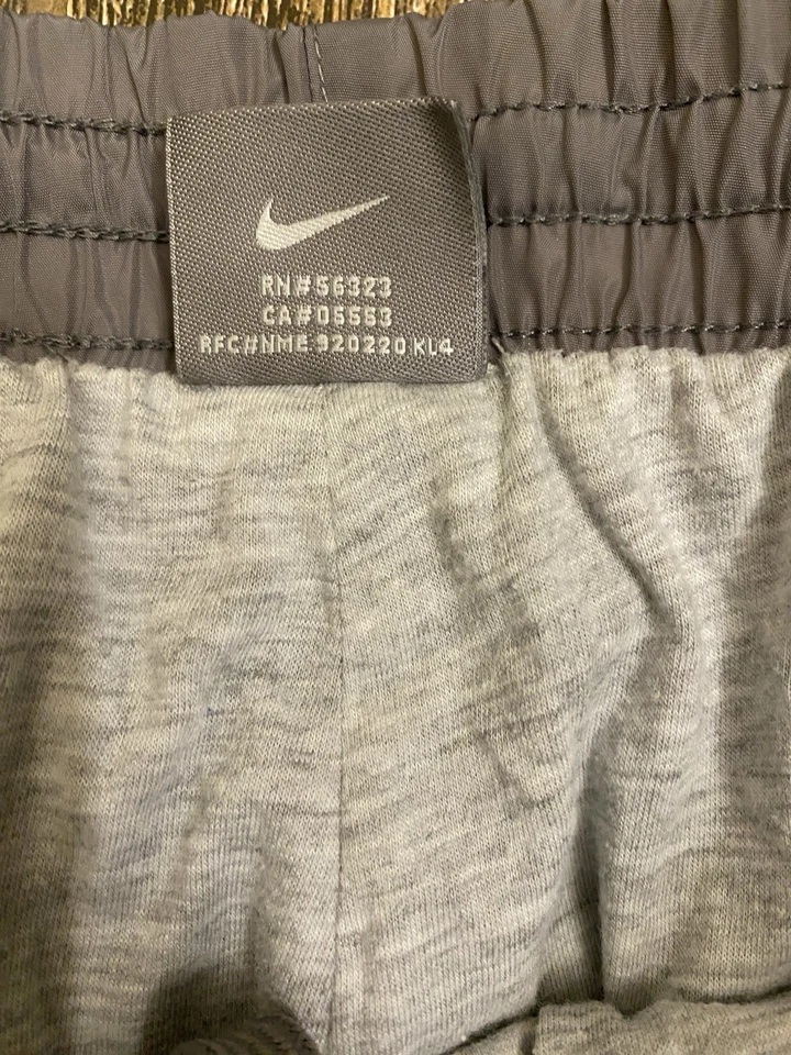 Pantalones Nike Golf Impermeable Aislados Lluvia Cremallera Pierna Pantalones - Para Hombre Talla Mediana Foto 3 de 4