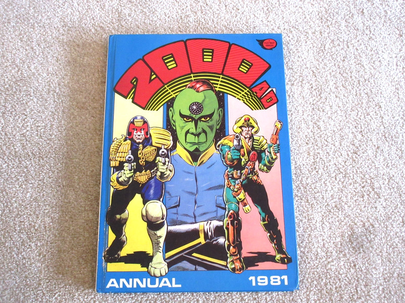 2000AD Annual 1981 Unclipped & Inscription free VF