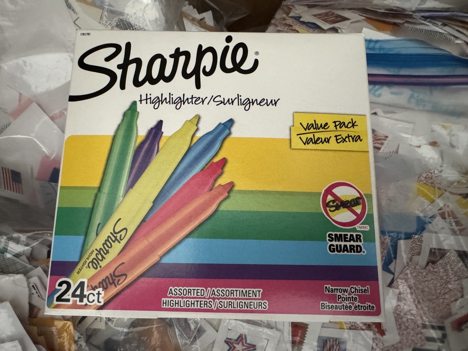 Narrow Chisel Point Assorted Colors Smear Guard