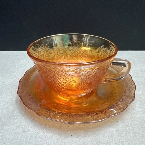Federal Glass NORMANDIE Bouquet and Lattice Marigold Iridescent Cup and Saucer