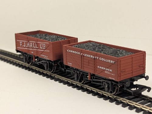 Dapol OO Spur 7 Bohlen Kohlewagen Doppelpackwagen 65 & 4129 | Condition: Used