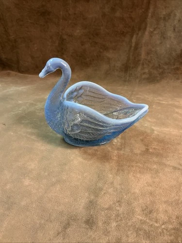 Vintage Small Blue Opalescent Imperial/fenton Glass Swan Candy Dish