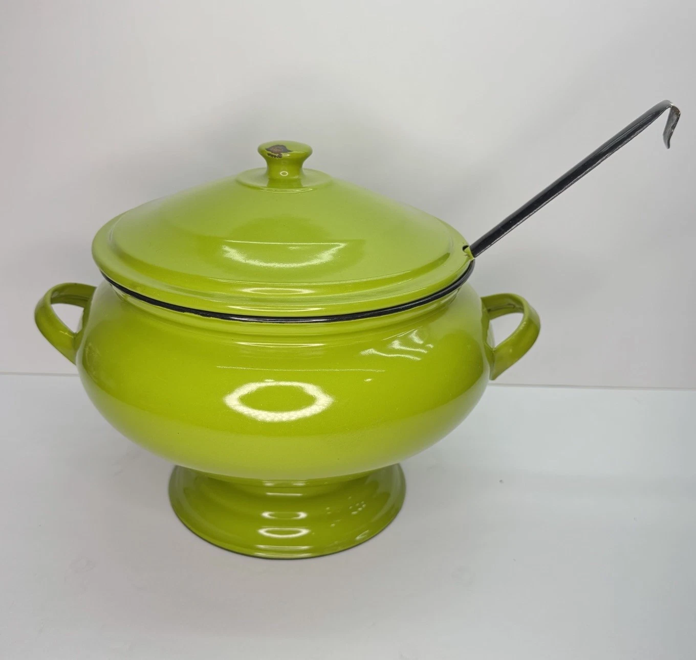 Vtg 1960s MCM Otto Japan Green Enamel Ware Soup Tureen w/ Ladle & Lid Black Trim