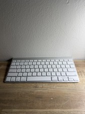 Apple A1314 MC184LL/A Wireless Keyboard Apple Magic Gen 1 A1296 Wireless Mouse