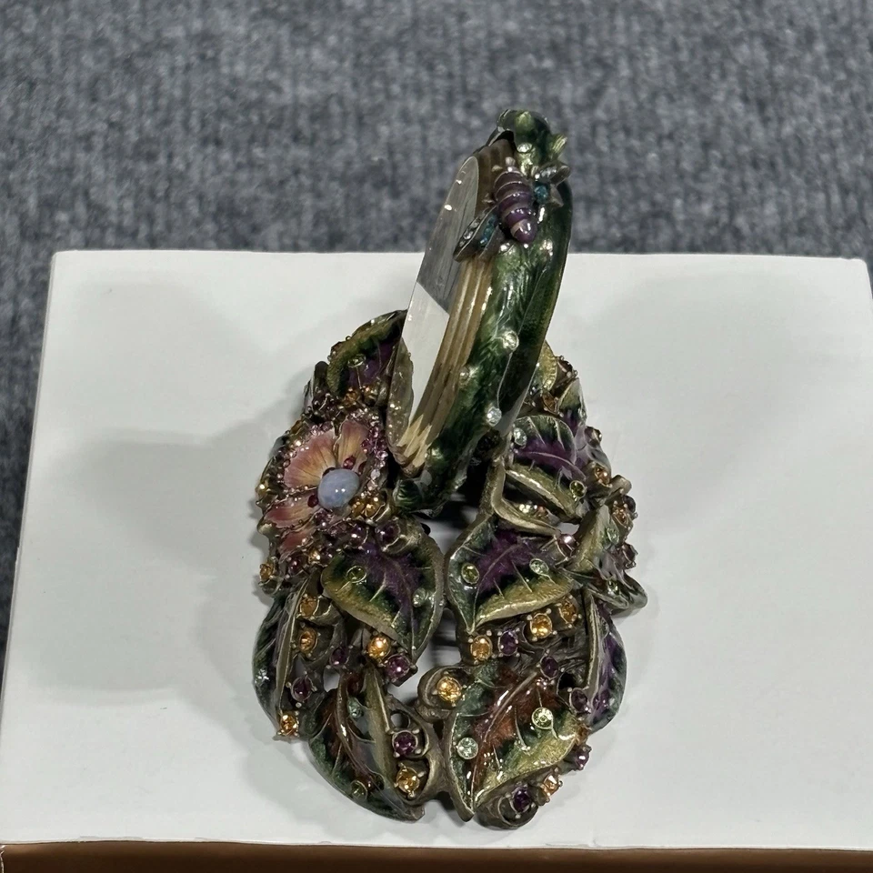 Jay Strongwater Leaf & Bee Mayfair Jeweled Enamel Desk Clock USA SDH6001459 - Image 2 of 4