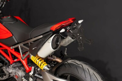 EVOTECH KIT KENNZEICHENHALTER VERSTELLBAR DUCATI HYPERMOTARD 950 + LED LICHT RÜCKSTRAHLER