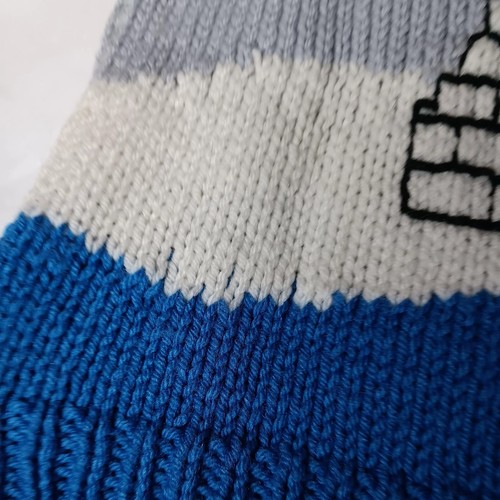 Hand Knit Kids Sweater Seal Arctic Igloo Blue White Winter Ice Snow Vintage READ - Picture 16 of 16