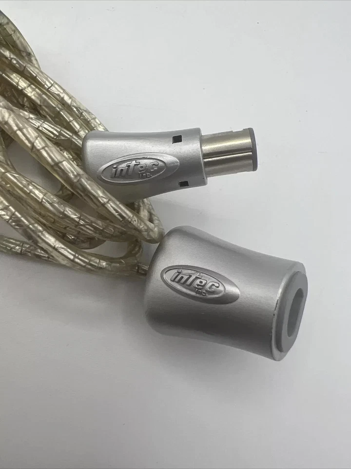 Intec Nintendo GameCube Controller Extension Cable Platinum Silver 6 Ft. - Image 3 of 3