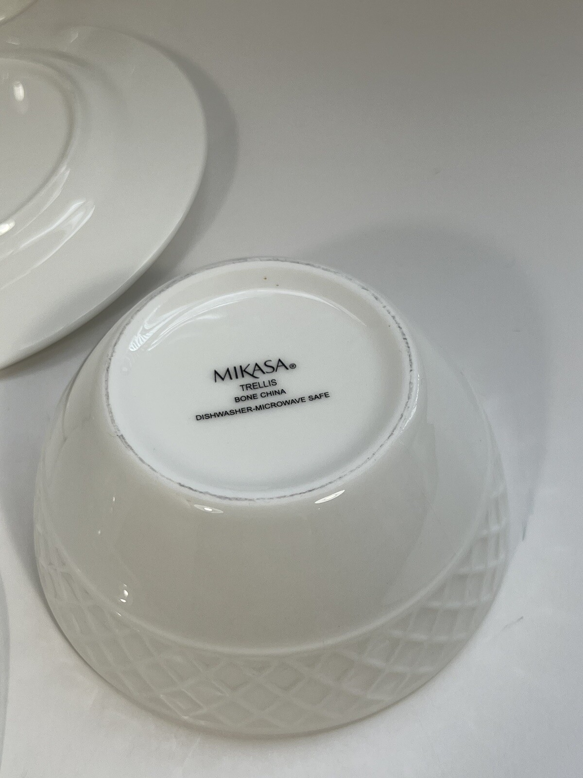 Mikasa Trellis - 6 Piece Set. Gently used.
