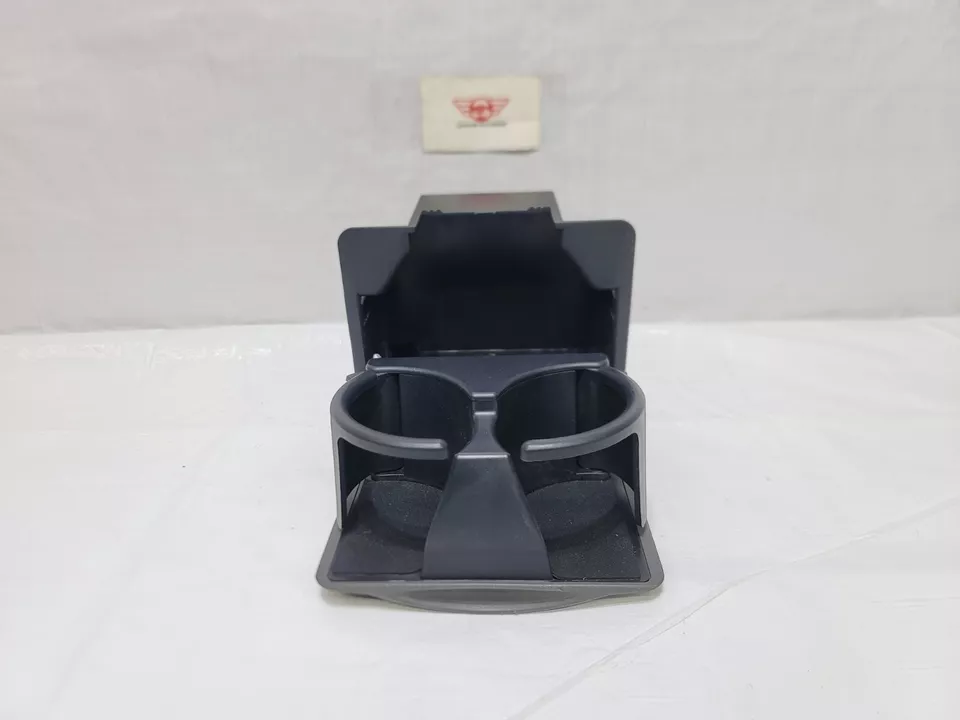 2004 2005 2006 Nissan TITAN Rear Center Console Cup Holder OEM 96965-7S000 Foto 4 de 4