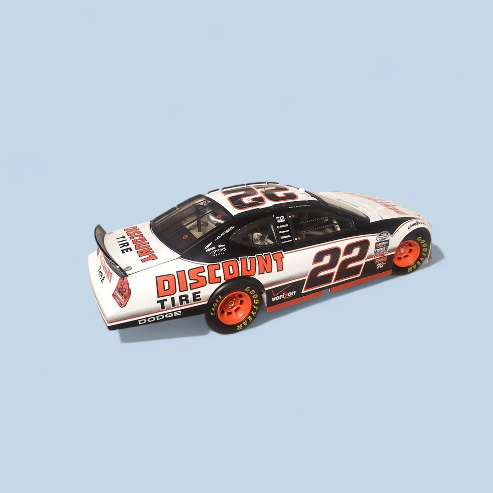 Brad Keselowski 2010 #22 DiscountTire Dodge Nationwide Series 1:24 Scale Diecast - Image 3 of 4