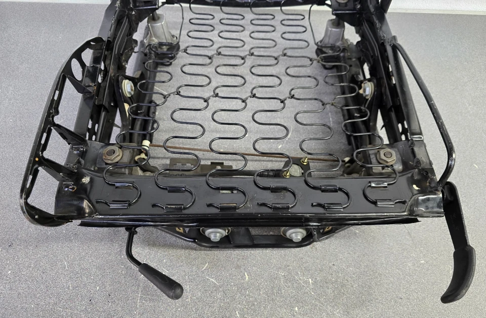 VERY NICE USED ORIGINAL PORSCHE 911 964 993 944 968 POWER SEAT BOTTOM FRAME - Imagem 3 de 4