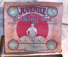 JUVENILE BAKING SET 1930s BOXED METAL
