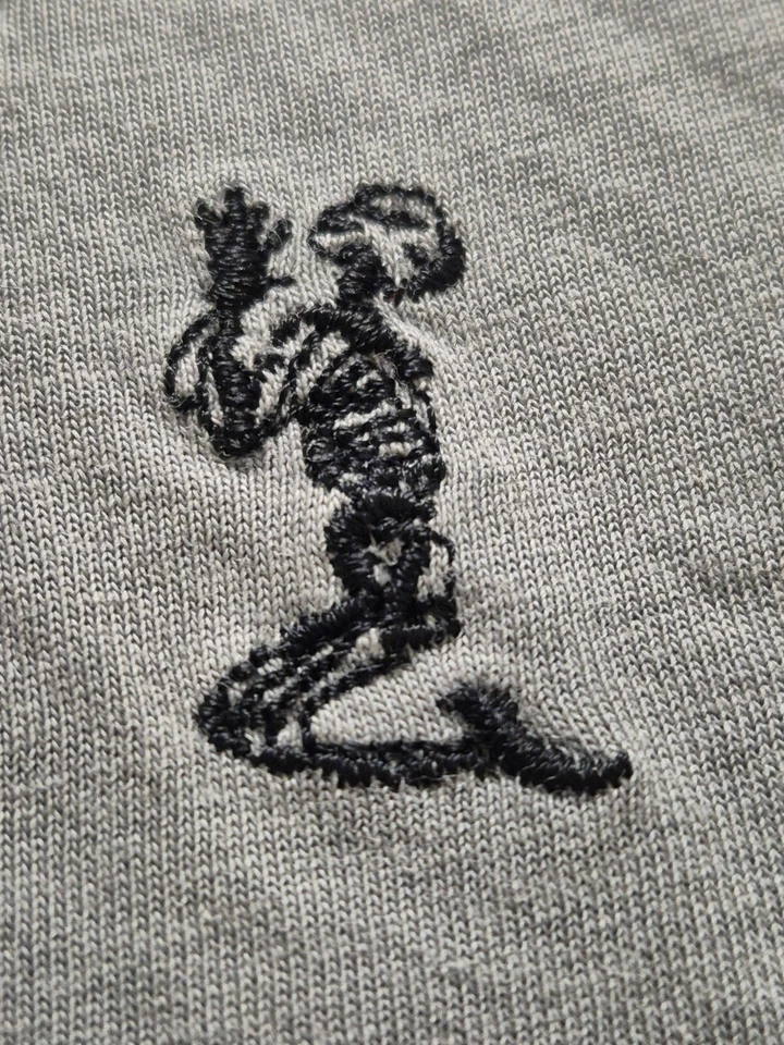 Camiseta Religión Esqueleto Hecha en Portugal Niña Culo Británico Gris Foto 2 de 4