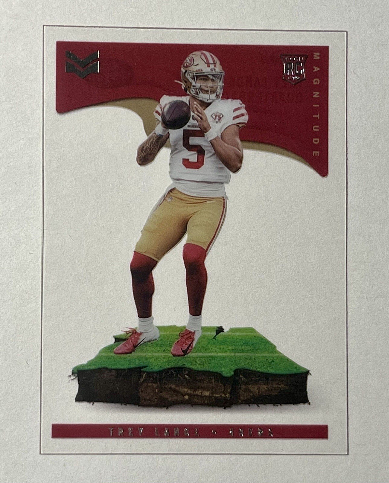 2021 Panini Chronicles Trey Lance Magnitude RC #MAG-3 San Francisco 49ers