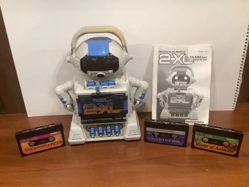 Vintage 1992 Tiger 2XL Robot Cassette Player Toy Game With 7 Tapes 