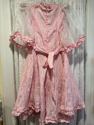 melanie martinez prom dress My K-12 dress finally came in! I love it so much. : r/MelanieMartinez