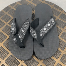 Surf Ware Men s Flip Flops Black size 8