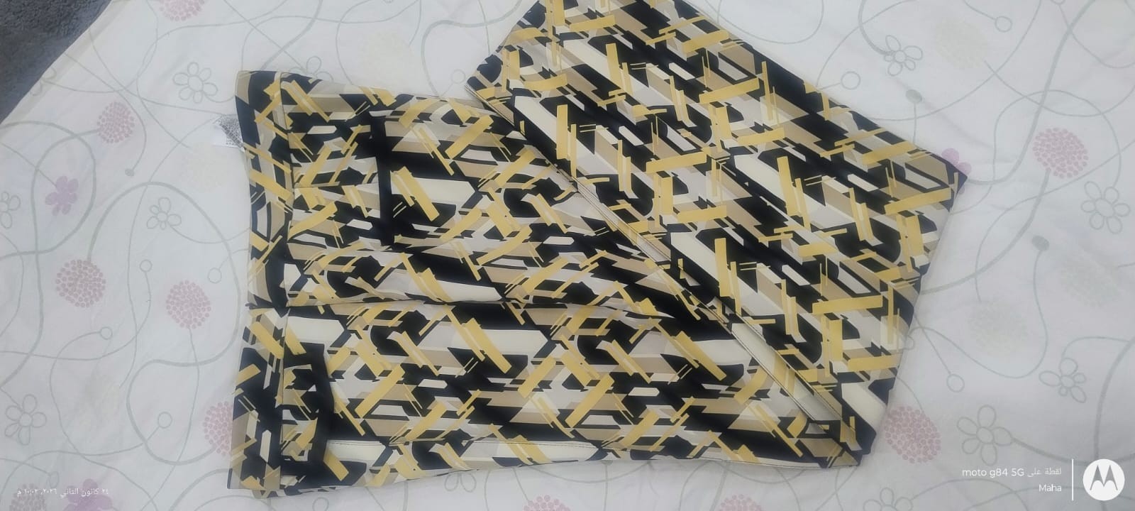 Zara Basic Geometric Pattern Pants Black beige Ye… - image 4