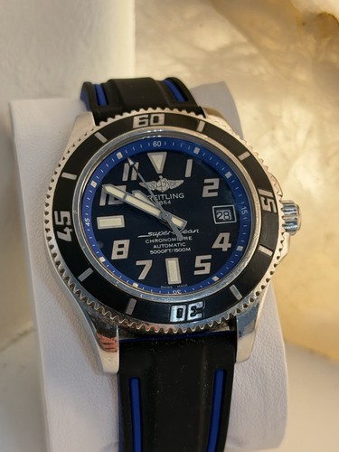 Breitling Superocean Auto Chronometer Date 1500m Black/Blue Di...