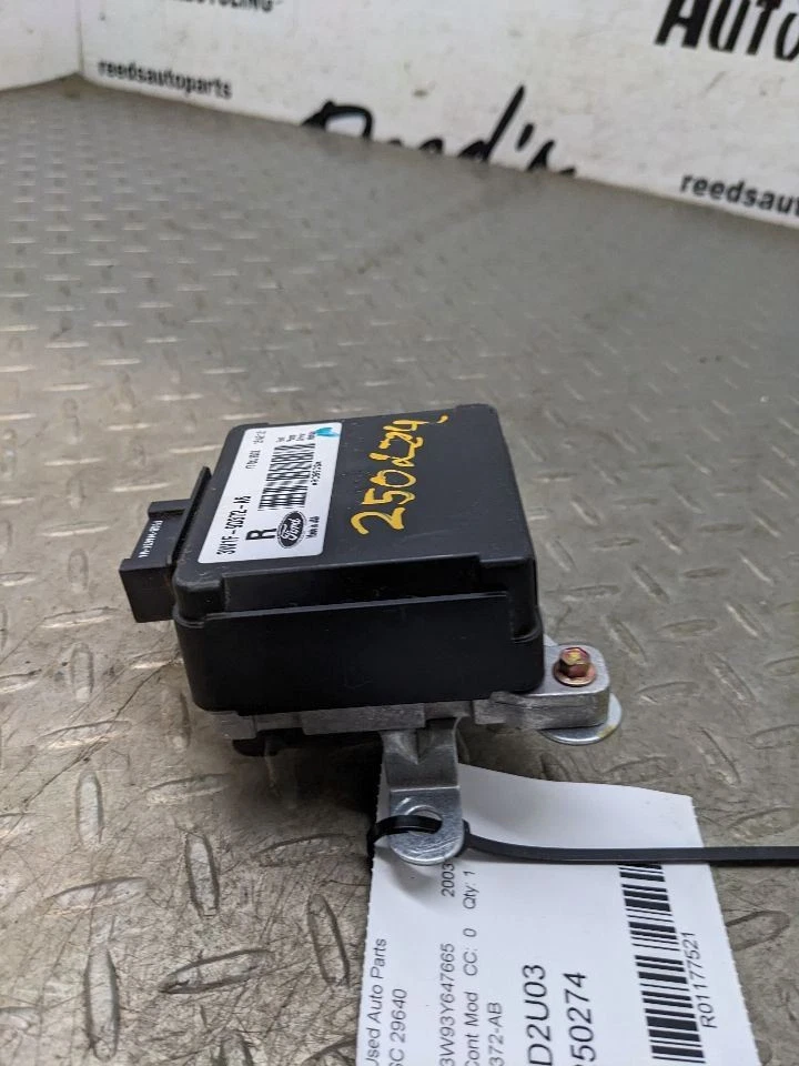 Módulo de bomba de combustible Lincoln Town Car Driver Assist 2003-2005 OEM 3W1F-9D371177521 Foto 4 de 4