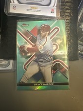 2022 Topps Finest - Bryce Harper #79 Aqua Refractor /199