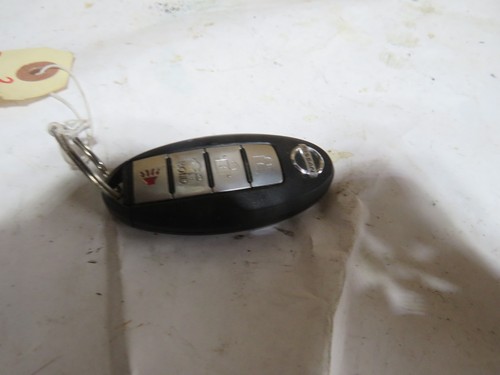 13-17 Nissan Leaf key fob oem - Picture 2 of 4
