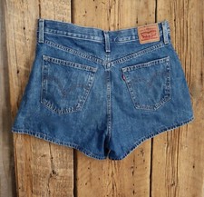 Vintage Levi's High Waisted Denim Mom Shorts Size 34x3