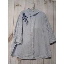 Woman Within Shirt Ladies 3x White Blue Embroidered Button Front