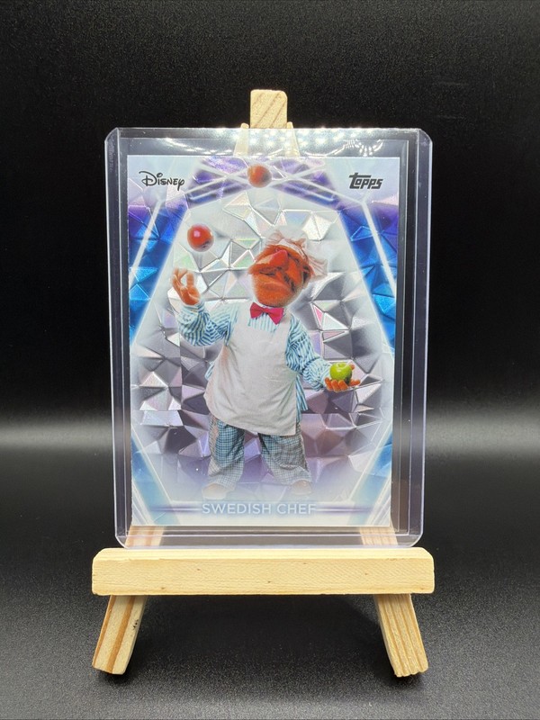 2026 Topps Disney Neon #190 Swedish Chef Diamante Parallel