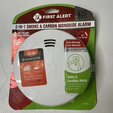 First Alert ~ 2-IN-1 Smoke & Carbon Monoxide Alarm ~ New 10 yr Battery Premium