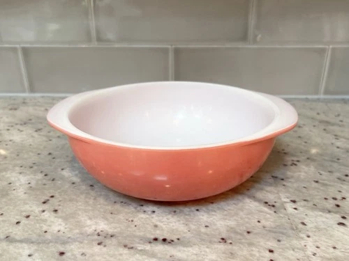 Vintage 1950s Pyrex Pink Flamingo #024 Casserole Bowl *No Lid*