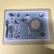 Upper Deck Sweet Spot Classics B-BD Bucky Dent Yankees Memorabilia Insert Card