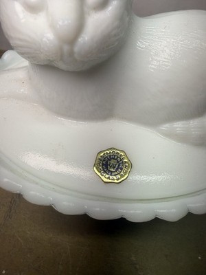 Westmoreland White Milk Glass Cat in a basket With Original