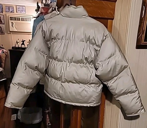 KcTEC Large girls puffer jacket grey and silver, new, but showing shelf wear - Picture 4 of 4