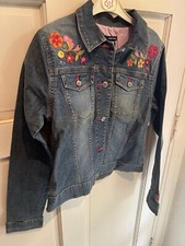 Gap Kids Denim Jacket Size 14-16 XXL Brand New Close to an adult XS or Small