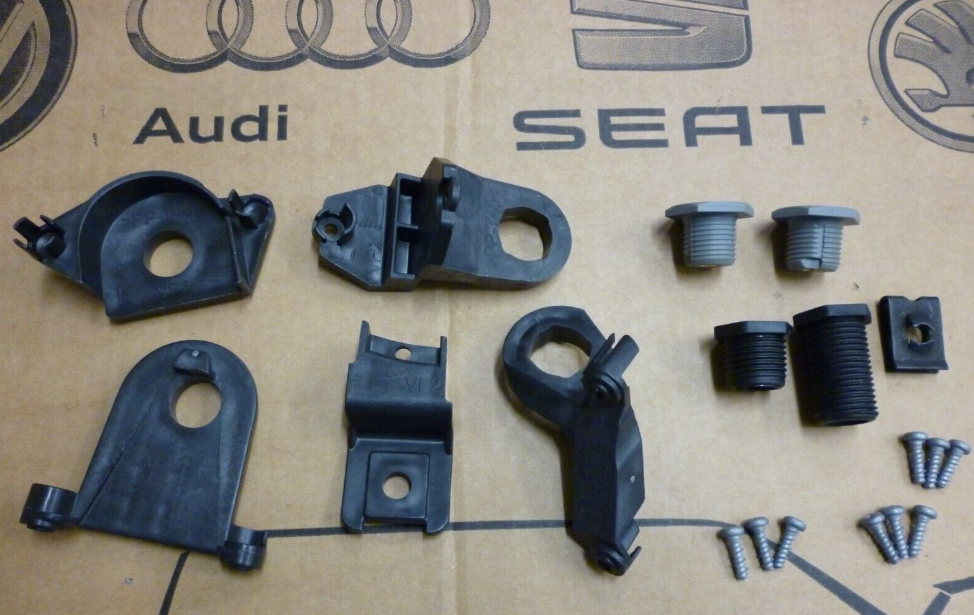 SEAT Leon Mk3 2011-2015 Headlight Repair Kit 5F0998225 online  