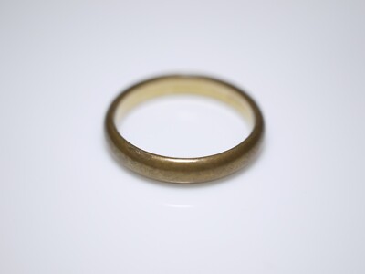 Toller Goldfarbener Ring Modeschmuck Schlicht A*D Andreas Daub Am Charnier