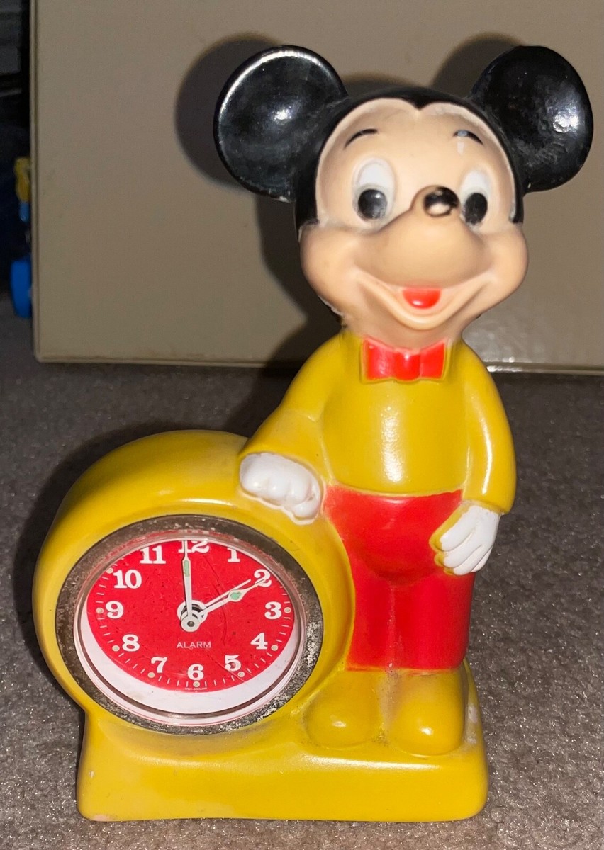 じんちゃんMICKEY 置時計　ゼンマイ式　Vintage60年代 じんちゃん様専用MICKEY 置時計 ゼンマイ式 Vintage60年代