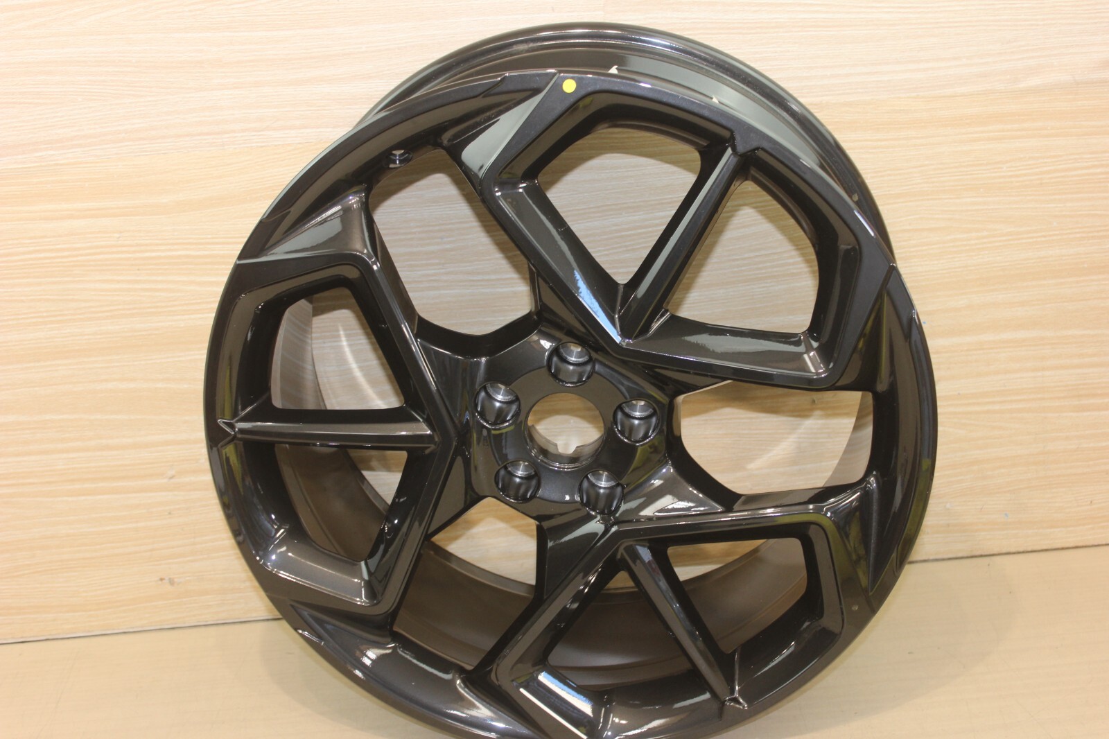 22-25 24 MASERATI MC20 MC-20 ALLOY FRONT WHEEL RIM 20" GENUINE FACTORY OEM NEW