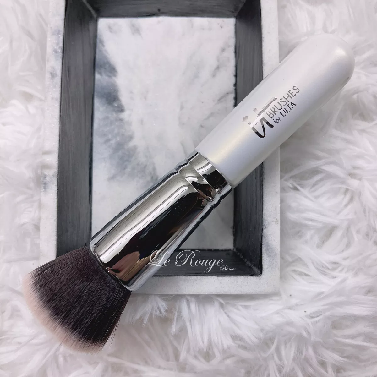 It cosmetics 2024 foundation brush