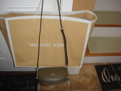 New MICHAEL KORS Jet Set CHARM Pebbled Leather  OLIVE Crossbody Bag $278.00 - Afbeelding 3 van 16