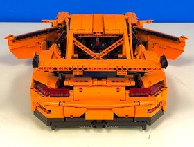LEGO TECHNIC: Porsche 911 GT3 RS (42056)