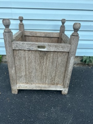 ANDERSON TEAK 22-INCH PLANTER BOX