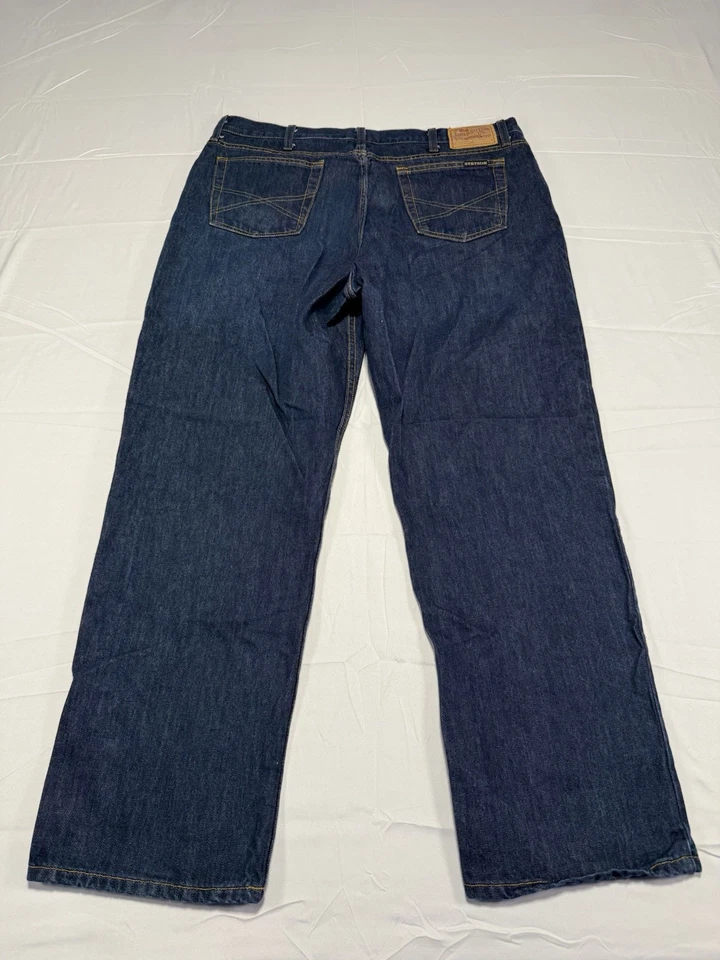 Pantalones de mezclilla para hombre John B Stetson talla 40x32 pierna recta n.º 1520 azul lavado medio Foto 2 de 4