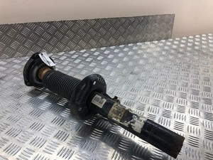VW TOURAN 1T1, 1T2 Stoßdämpfer vorne rechts 824904003452 2.00 Diesel 31816074