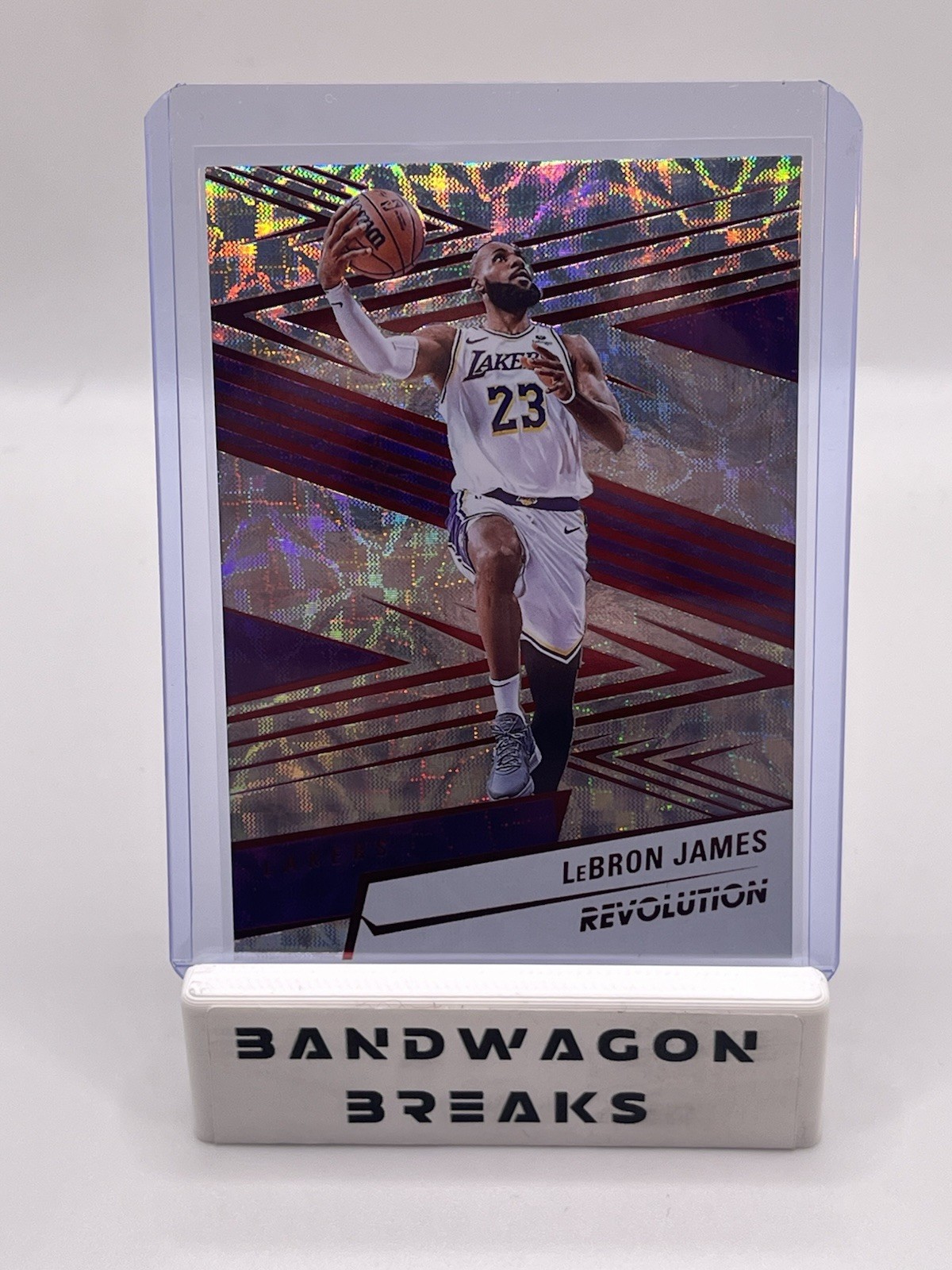 2024-25 Panini Revolution Scope LeBron James /135 Los Angeles Lakers #31 Red