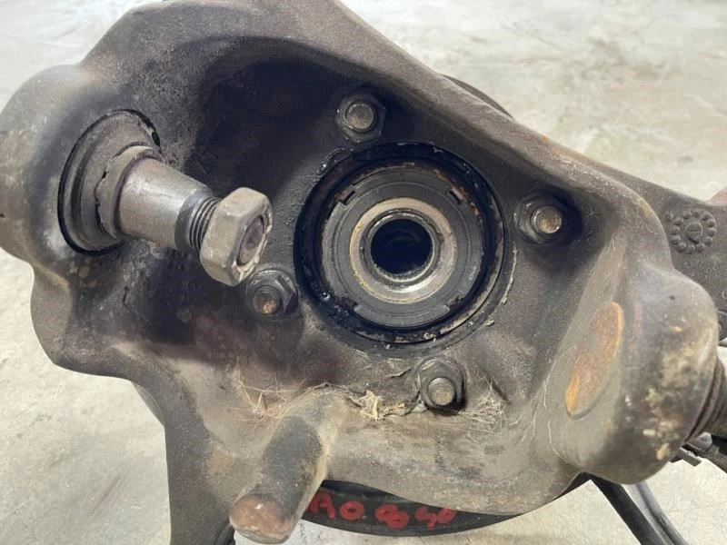 99-04 Ford F350 Super Duty Conductores Izquierdos 4x4 Eje Husillo Nudillo Buje Cojinete Foto 4 de 4