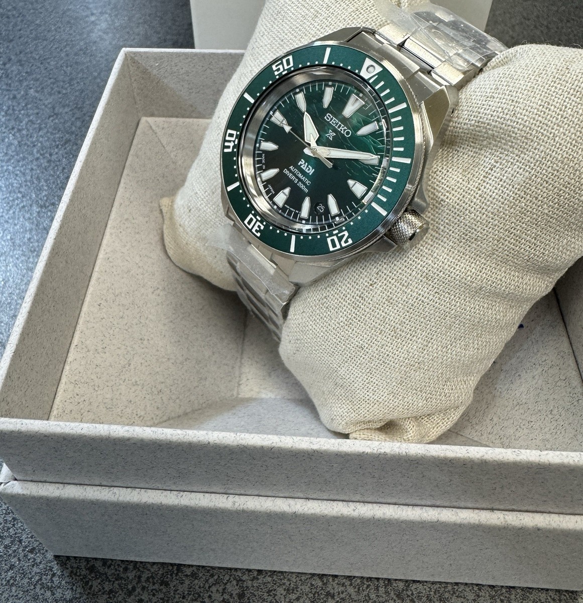 Seiko Prospex Sea Samurai PADI Divers Green Dial Special Edition Watch SRPL13 View 5